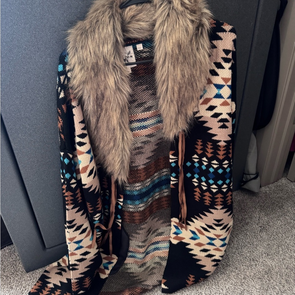 Aztec Patterned Cardigan with Faux Fur Collar